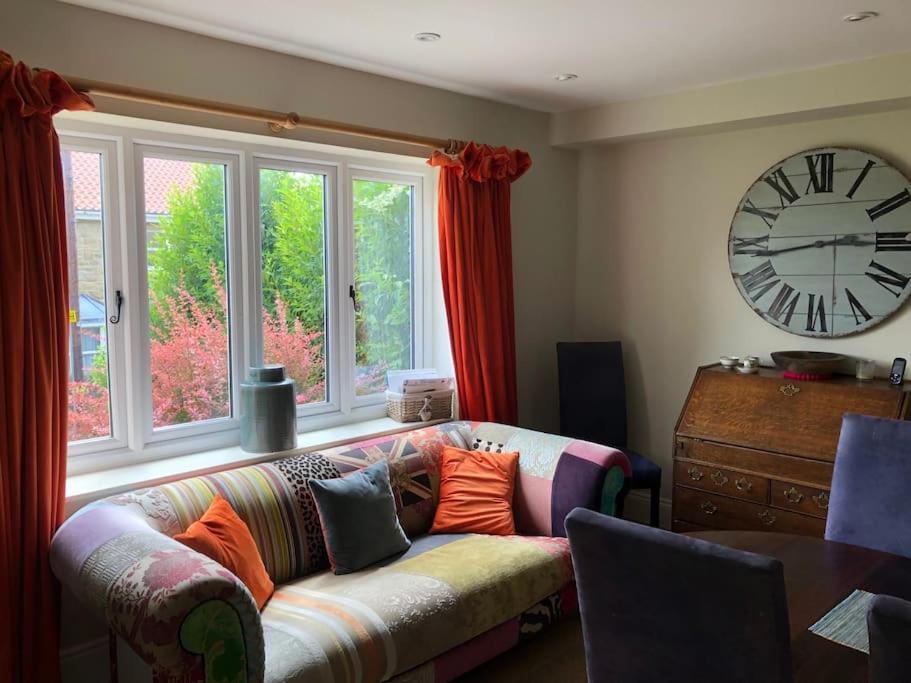St Anthony'S, Bright Perkily Decorated 3 Bedroom House Ampleforth Exteriör bild