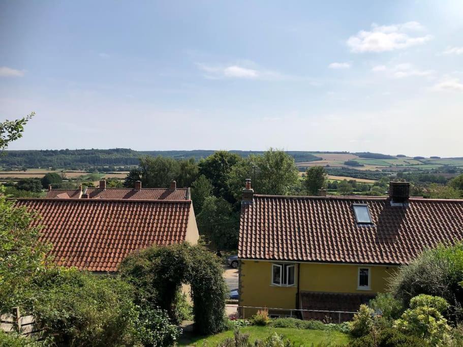 St Anthony'S, Bright Perkily Decorated 3 Bedroom House Ampleforth Exteriör bild
