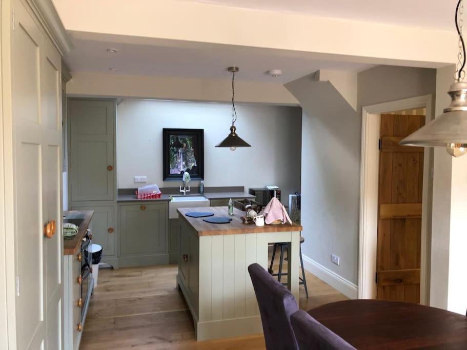 St Anthony'S, Bright Perkily Decorated 3 Bedroom House Ampleforth Exteriör bild